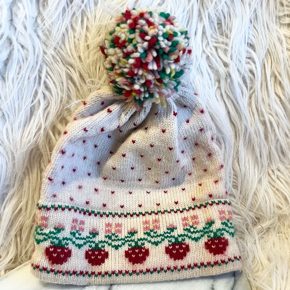 Vintage Strawberry Knit Hat with Pom Pom Youth One Size - Picture 2 of 3